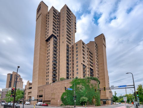 Condo For Sale - 20 2nd Street<br/> Hennepin County, Minneapolis, MN 55413