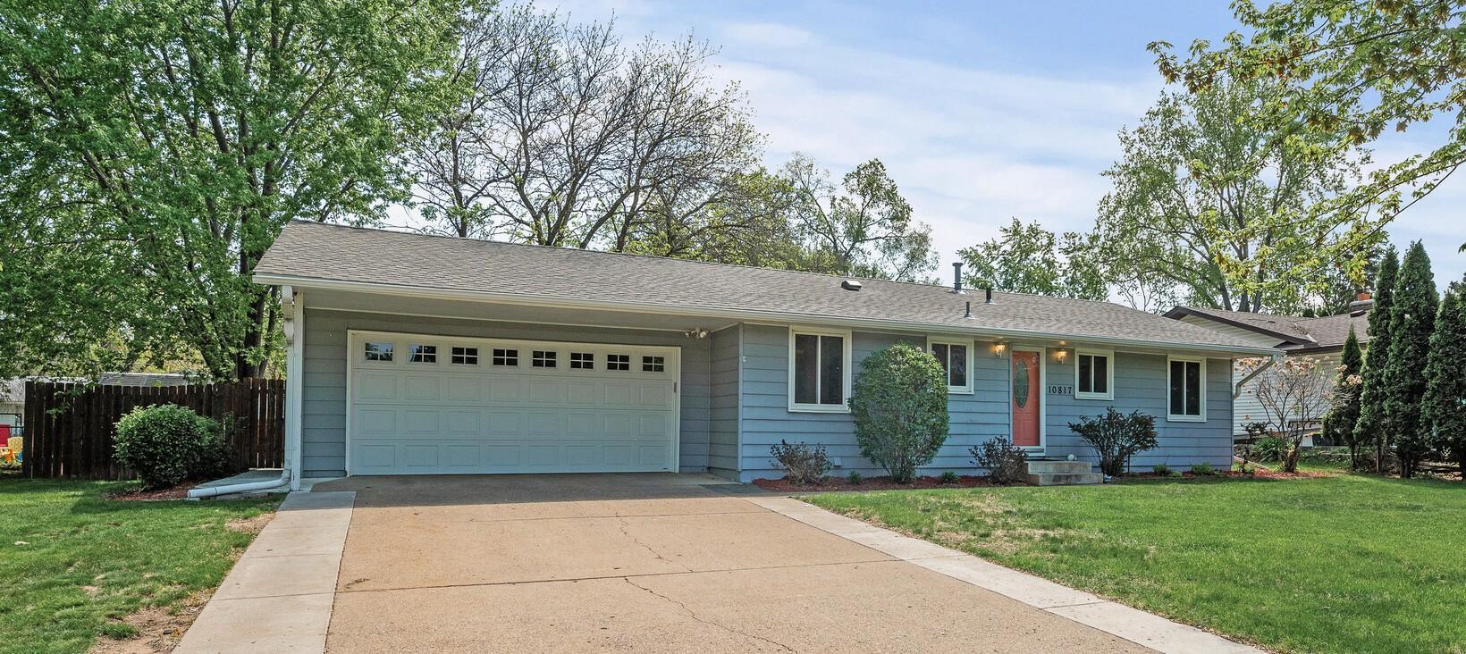 10817 Crooked Lake Boulevard, Minneapolis, Minnesota image 24