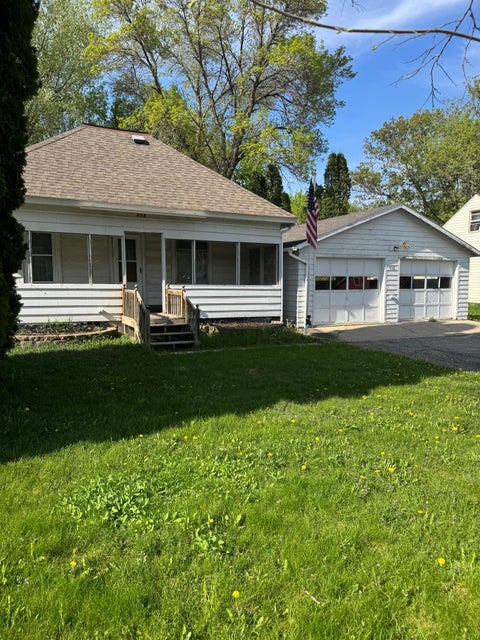 Homes For Sale - 408 W Nokomis Street<br/> Osakis, MN 56360