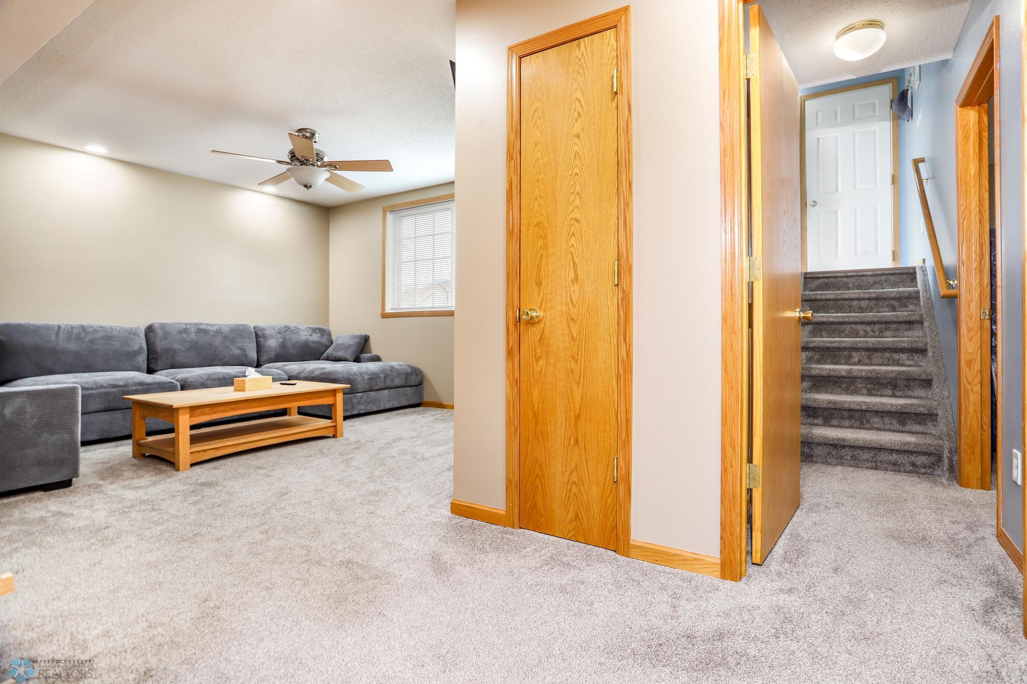 Fargo, North Dakota 58103, United States, 4 Bedrooms Bedrooms, ,2 BathroomsBathrooms,Residential,Active,152520