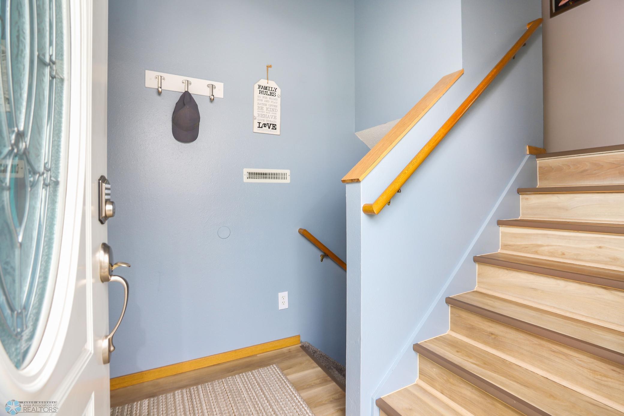 Fargo, North Dakota 58103, United States, 4 Bedrooms Bedrooms, ,2 BathroomsBathrooms,Residential,Active,152520