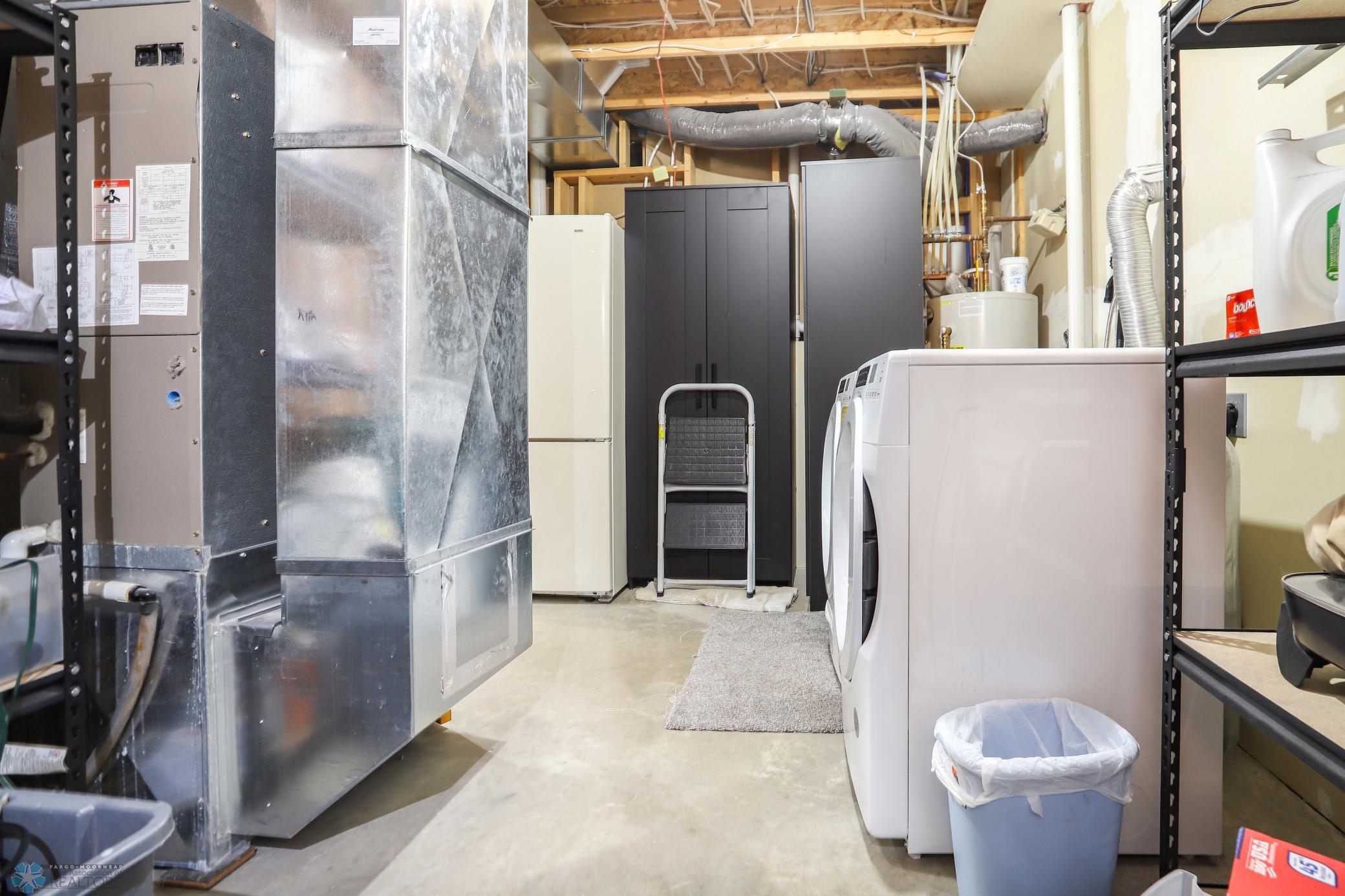 Fargo, North Dakota 58103, United States, 4 Bedrooms Bedrooms, ,2 BathroomsBathrooms,Residential,Active,152520