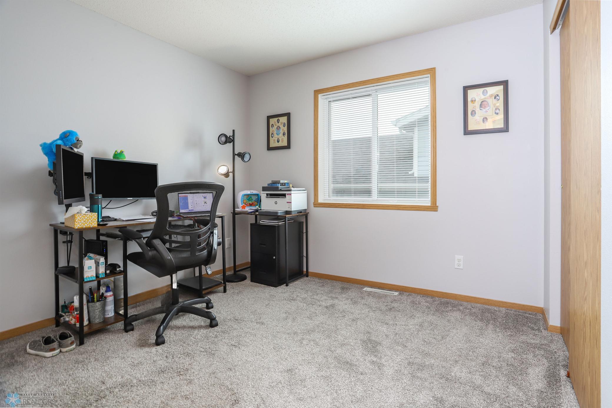 Fargo, North Dakota 58103, United States, 4 Bedrooms Bedrooms, ,2 BathroomsBathrooms,Residential,Active,152520