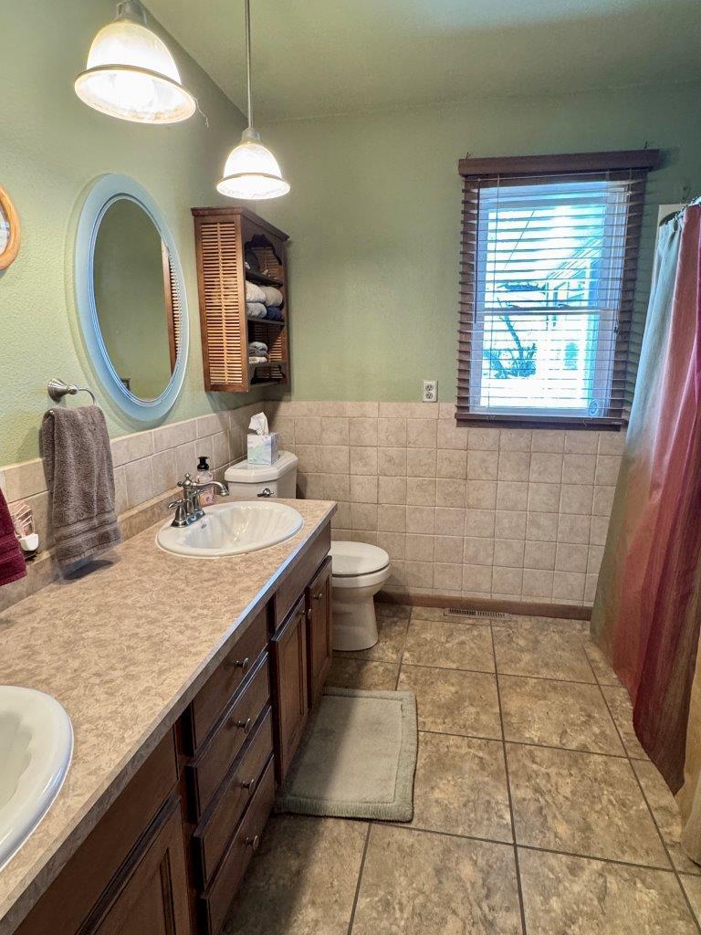 1001 1st Avenue, Pelican Rapids, Minnesota image 22