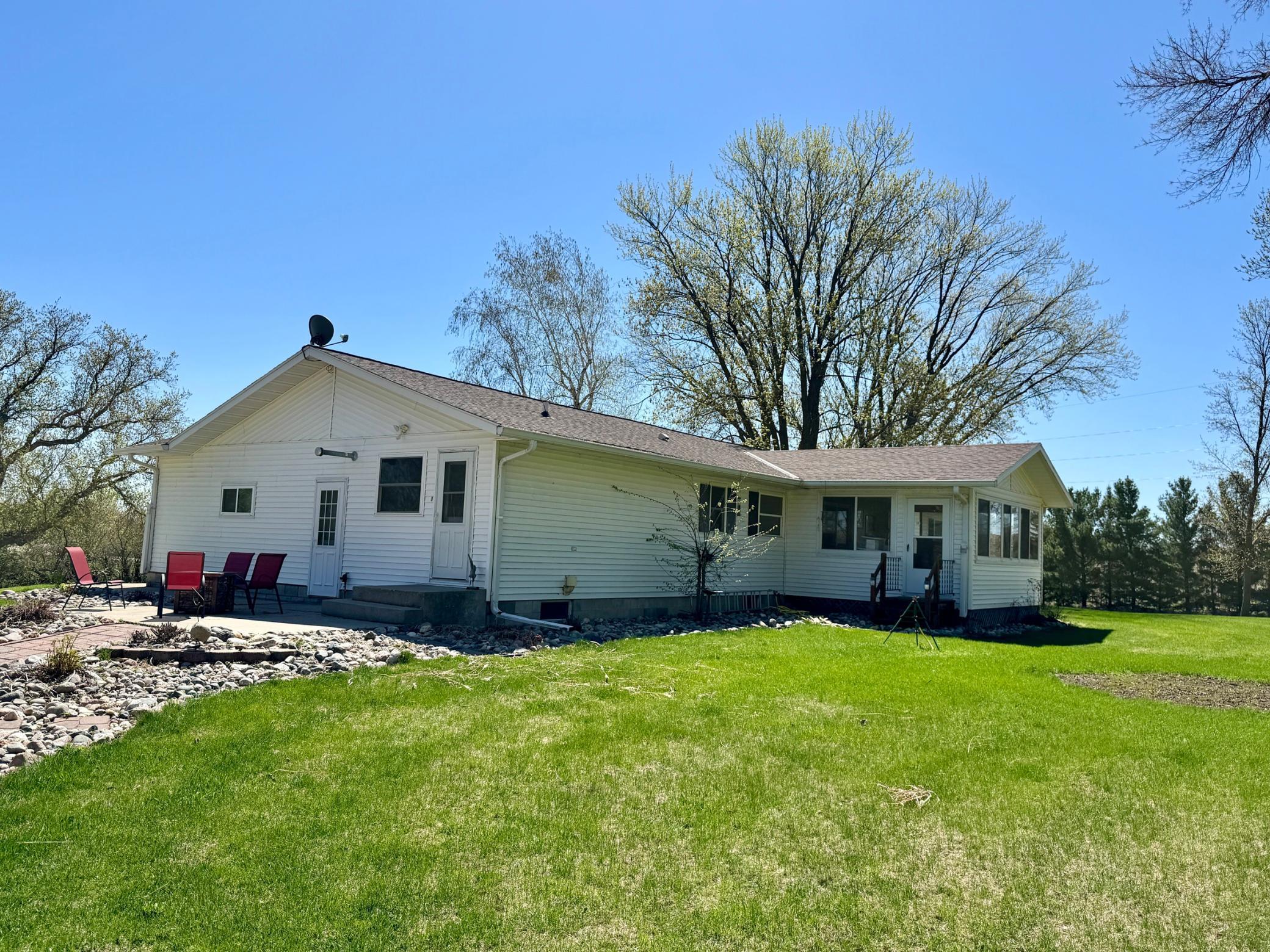 1001 1st Avenue, Pelican Rapids, Minnesota image 10