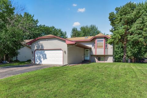 Homes For Sale - 1652 84th Court<br/> Hennepin County, Minneapolis, MN 55444