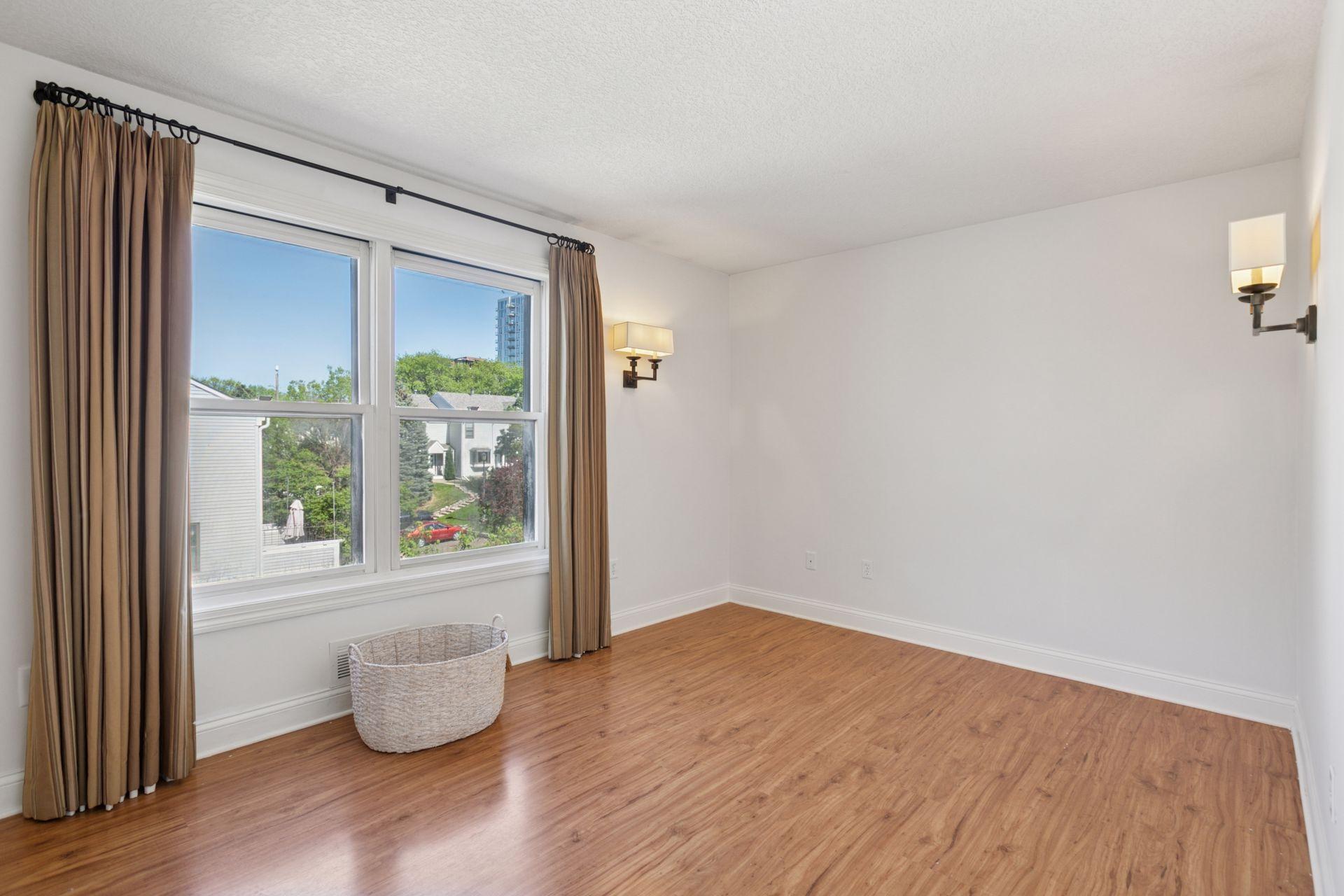 223 2nd Street, Minneapolis, Minnesota image 15