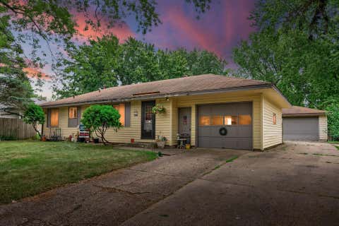 Homes For Sale - 8647 Imperial Avenue<br/> Washington County, Cottage Grove, MN 55016