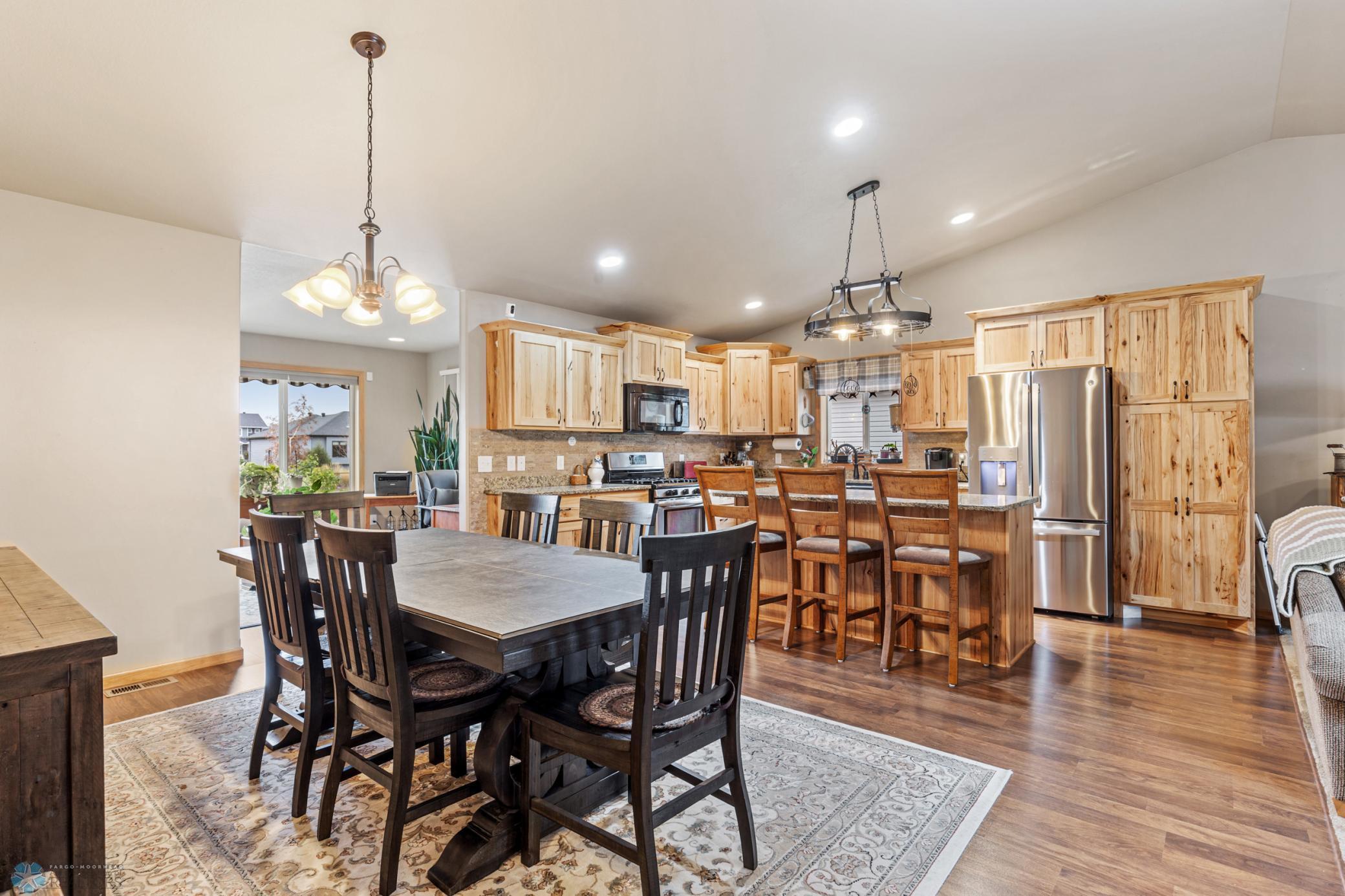 216 30 Avenue, West Fargo, North Dakota image 12