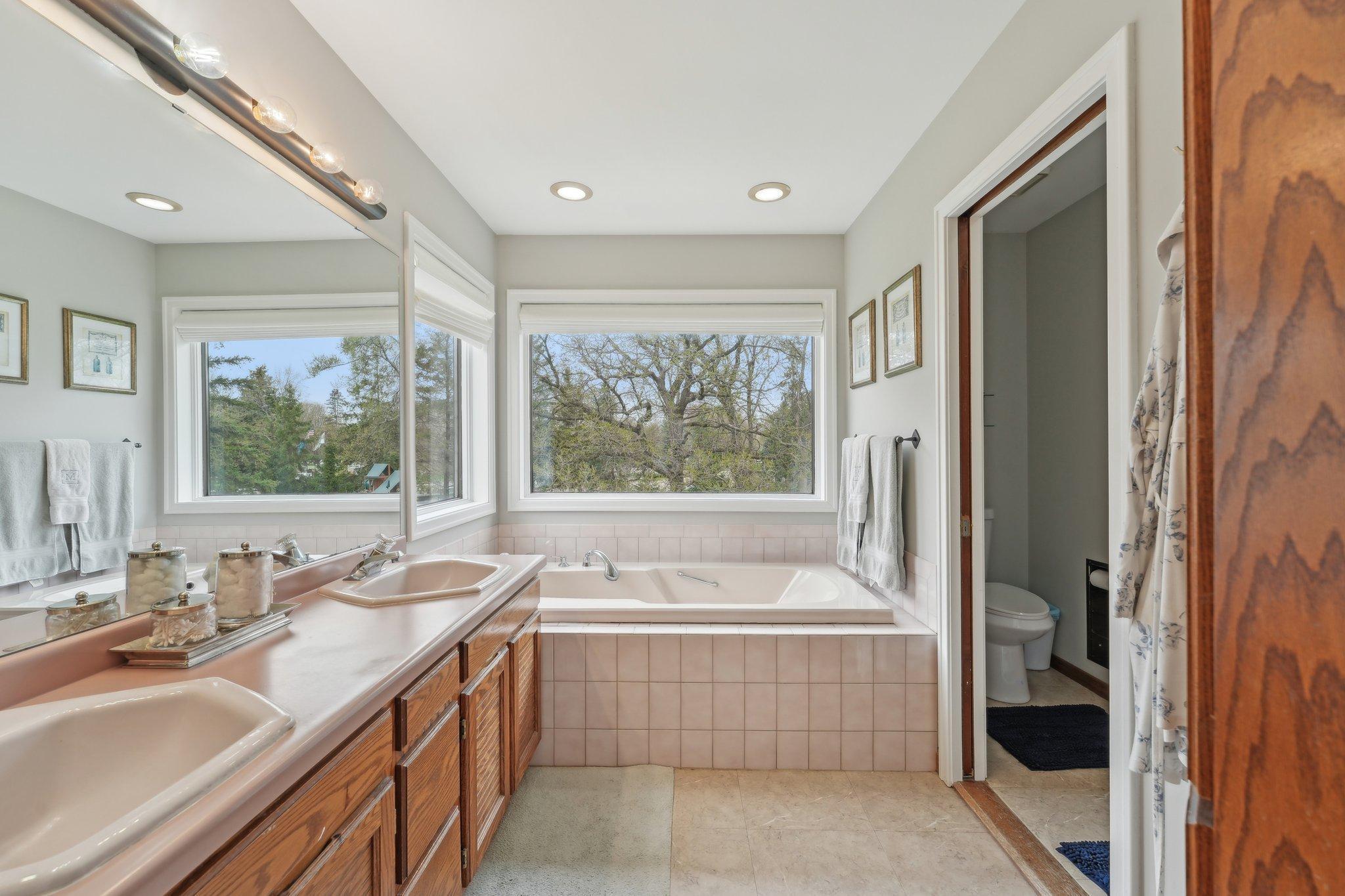 9762 Wedgewood Alcove, Saint Paul, Minnesota image 32