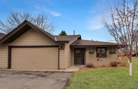 Townhouse For Sale - 2550 15th Street<br/> Stearns County, Saint Cloud, MN 56303