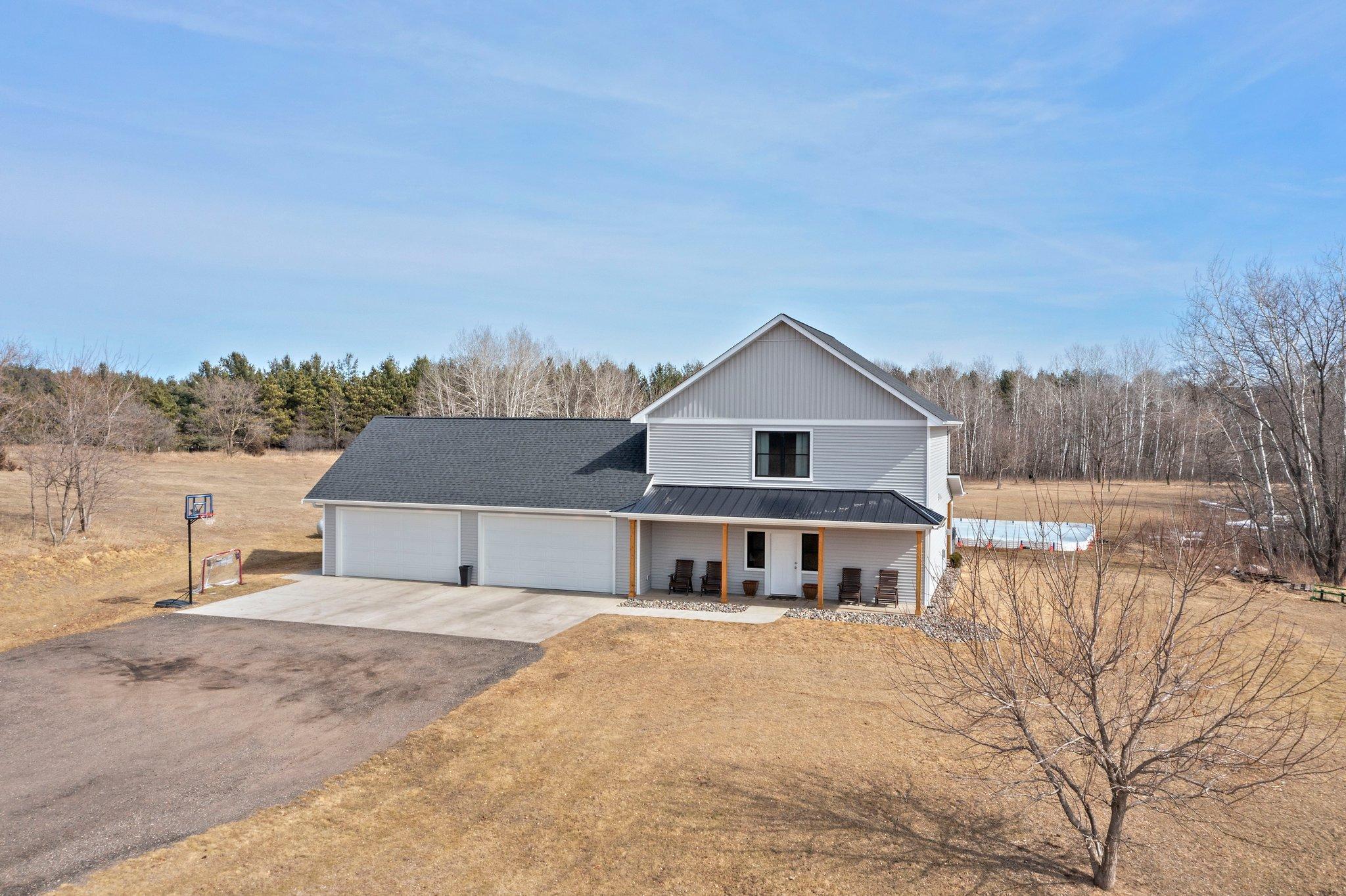31233 Yucca Court, Cambridge, Minnesota image 1