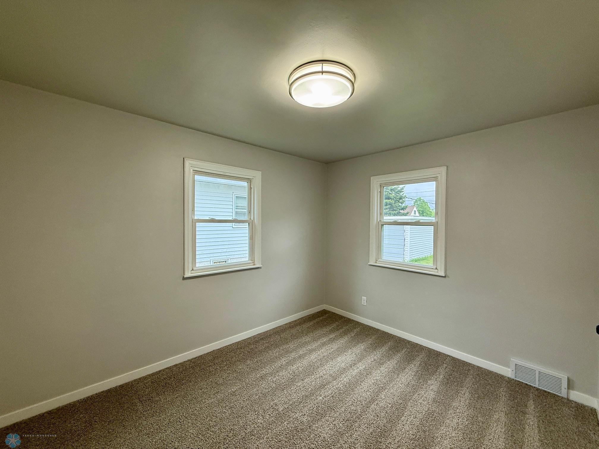 612 16th Street, Moorhead, Minnesota image 6