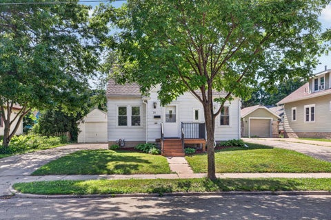 Homes For Sale - 25 13th Avenue<br/> Rochester, MN 55904