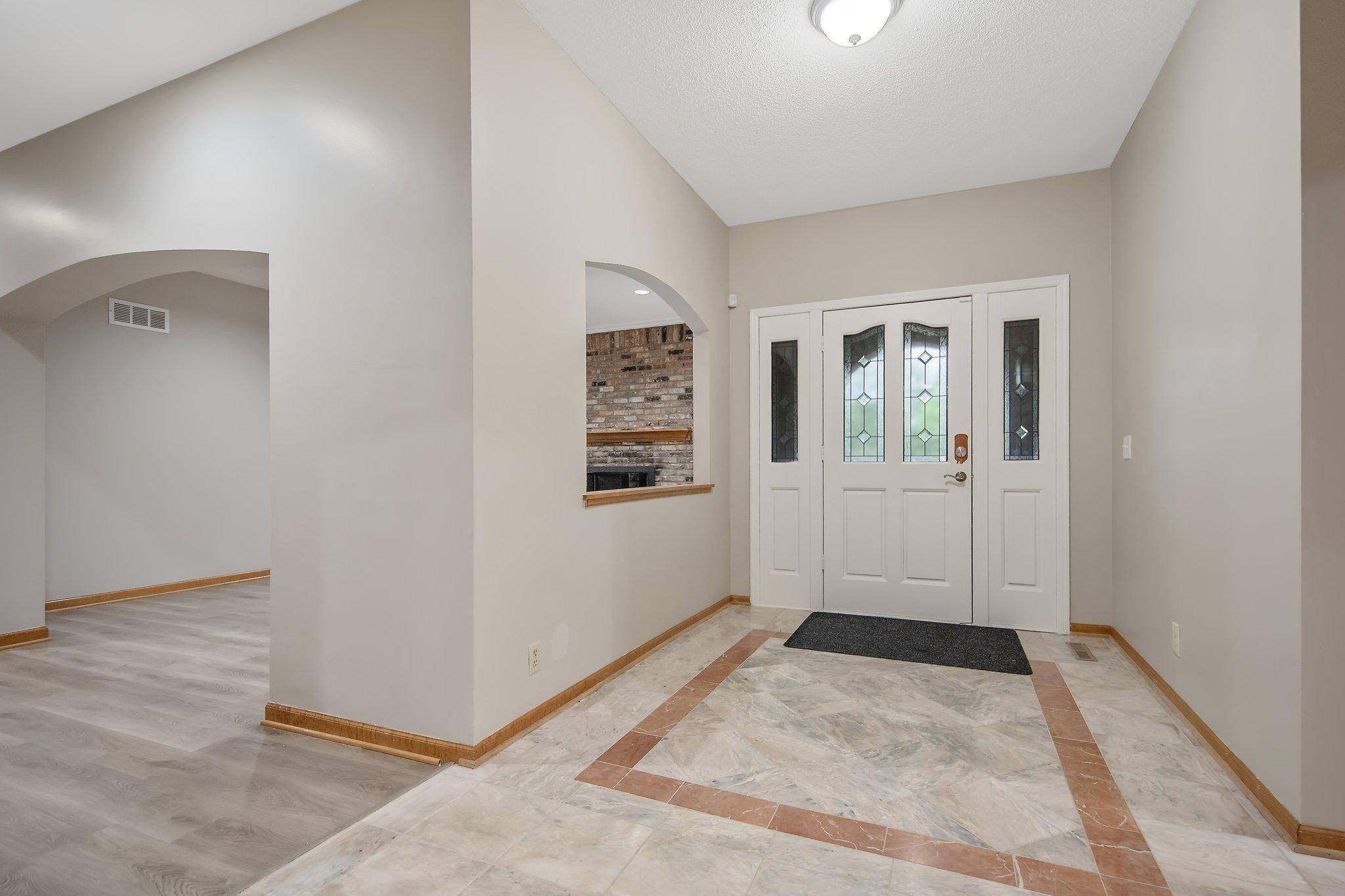 14510 Minnehaha Place, Wayzata, Minnesota image 8