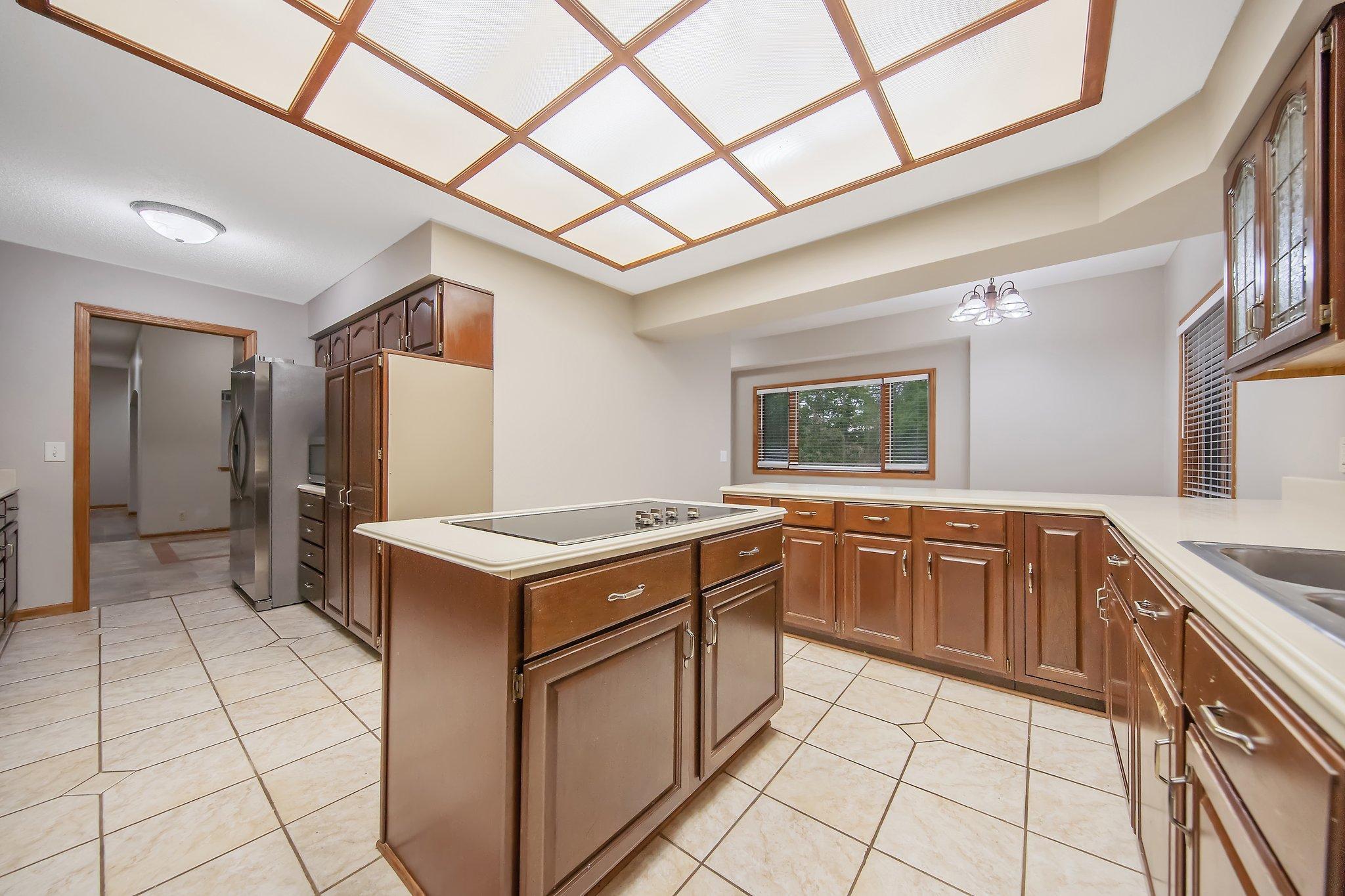 14510 Minnehaha Place, Wayzata, Minnesota image 20