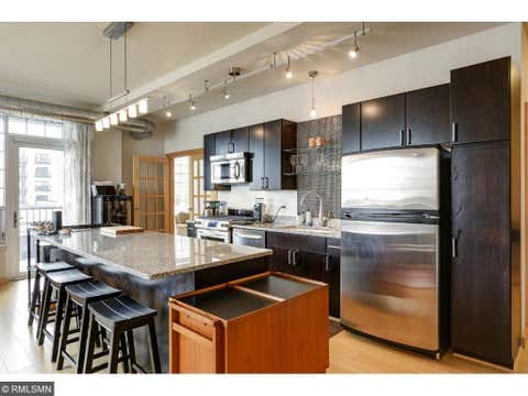 Condo For Rent - 521 2nd Street<br/> Minneapolis, MN 55414