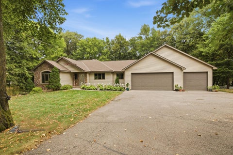 Homes For Sale - 19868 Edgeton Road<br/> Richmond, MN 56368