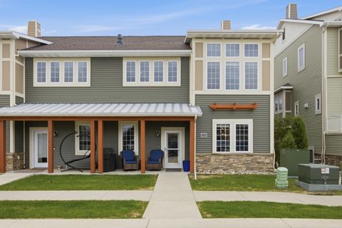 Townhouse For Sale - 523 33rd Way<br/> West Fargo, ND 58078