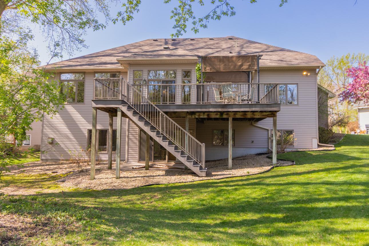 1840 Deer Pond Circle, Eagan, Minnesota image 40