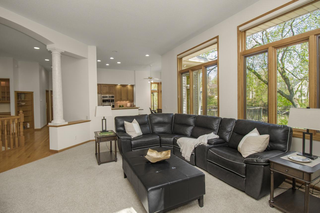 1840 Deer Pond Circle, Eagan, Minnesota image 6