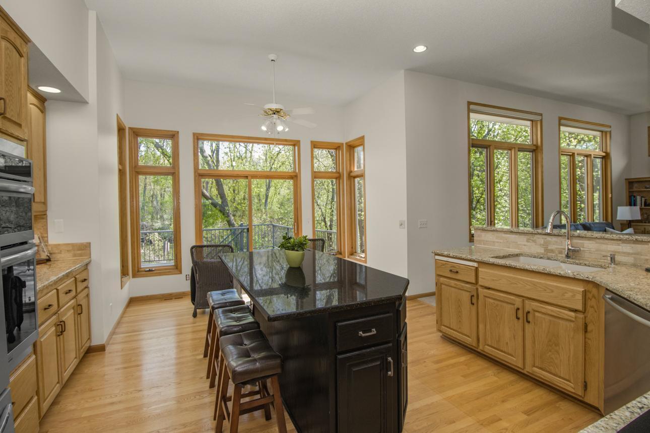 1840 Deer Pond Circle, Eagan, Minnesota image 12