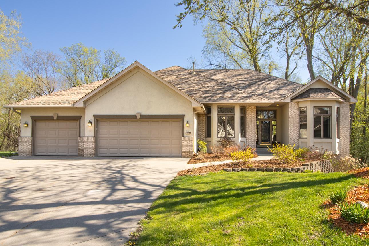 1840 Deer Pond Circle, Eagan, Minnesota image 43
