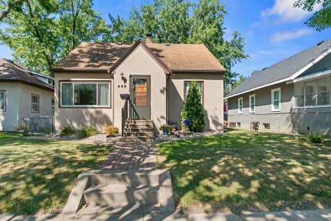 Homes For Sale - 444 6th Avenue<br/> South Saint Paul, MN 55075