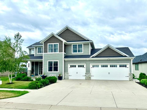 Homes For Sale - 4995 Chalet Court<br/> Goodhue County, Red Wing, MN 55066