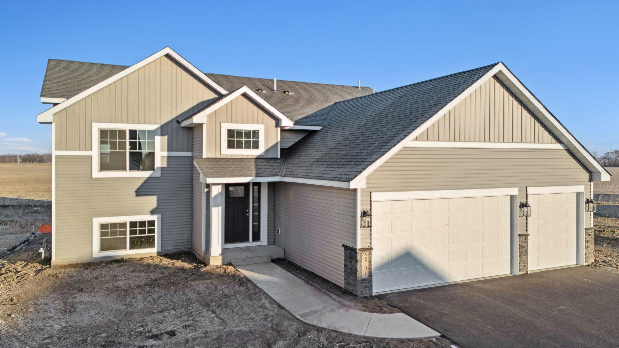 2701 213th Street, Farmington, Minnesota image 2