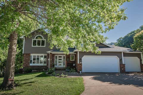 Homes For Sale - 60 Oakwood Court<br/> Winona, MN 55987
