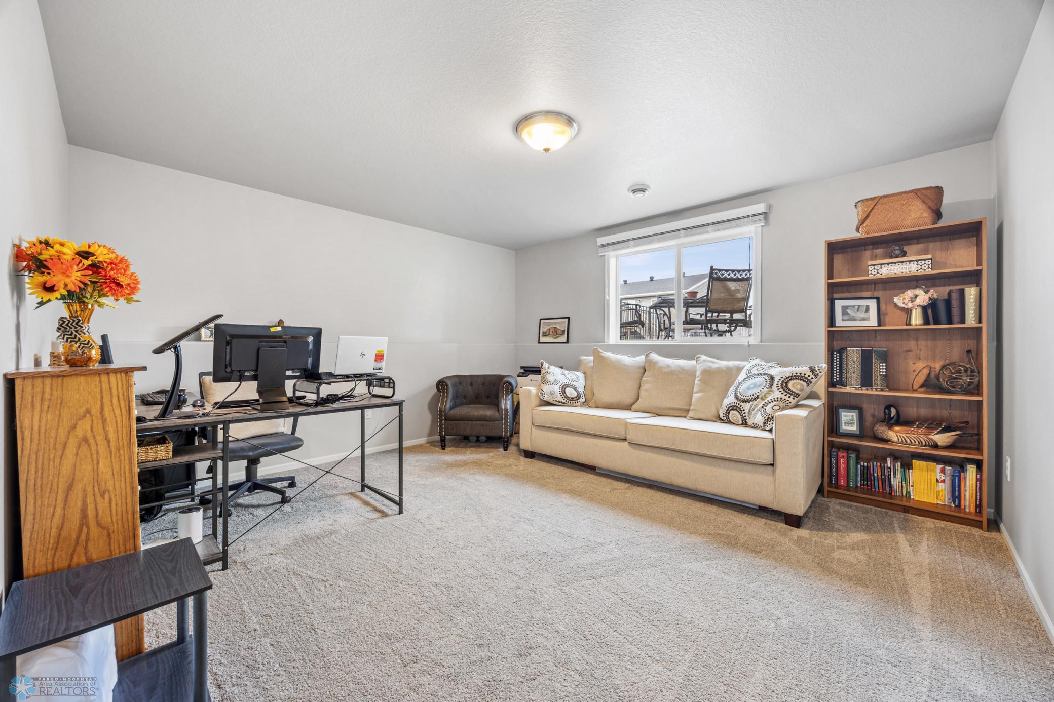 1022 Eaglewood Avenue, West Fargo, North Dakota image 23
