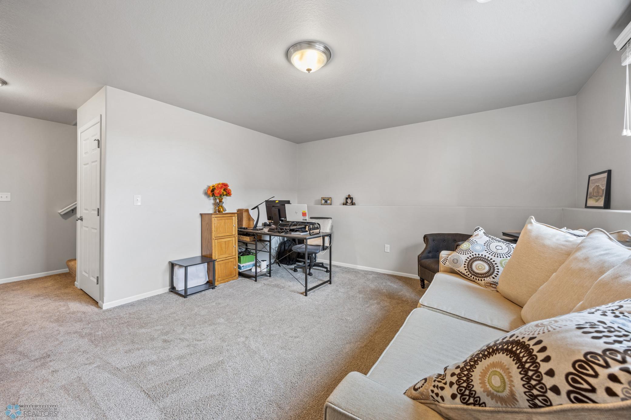 1022 Eaglewood Avenue, West Fargo, North Dakota image 24