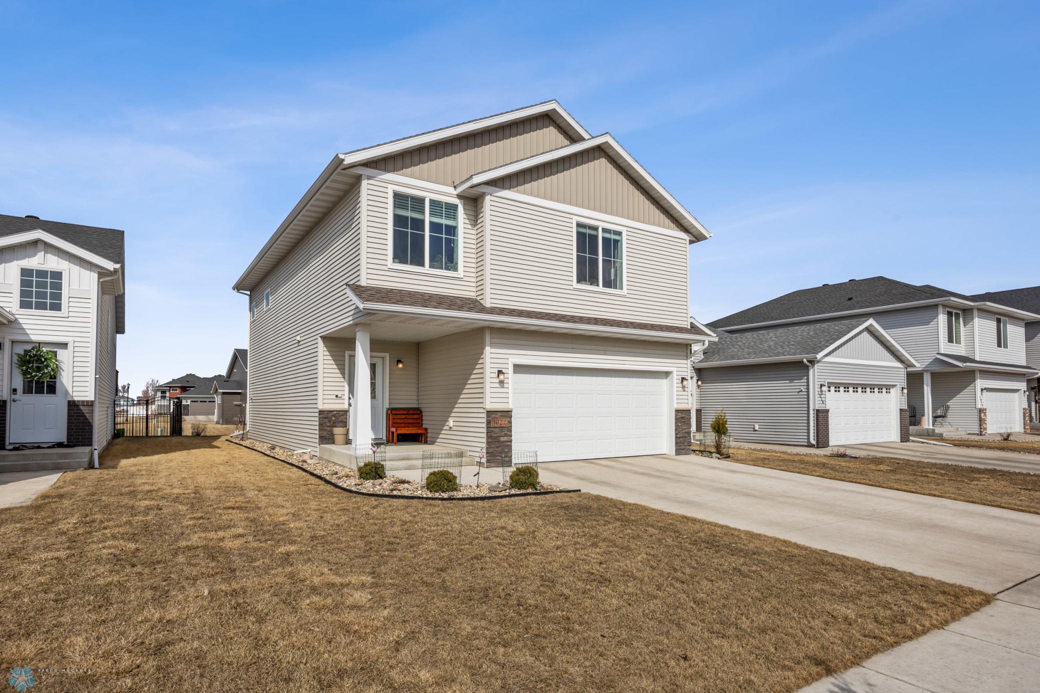 1022 Eaglewood Avenue, West Fargo, North Dakota image 2