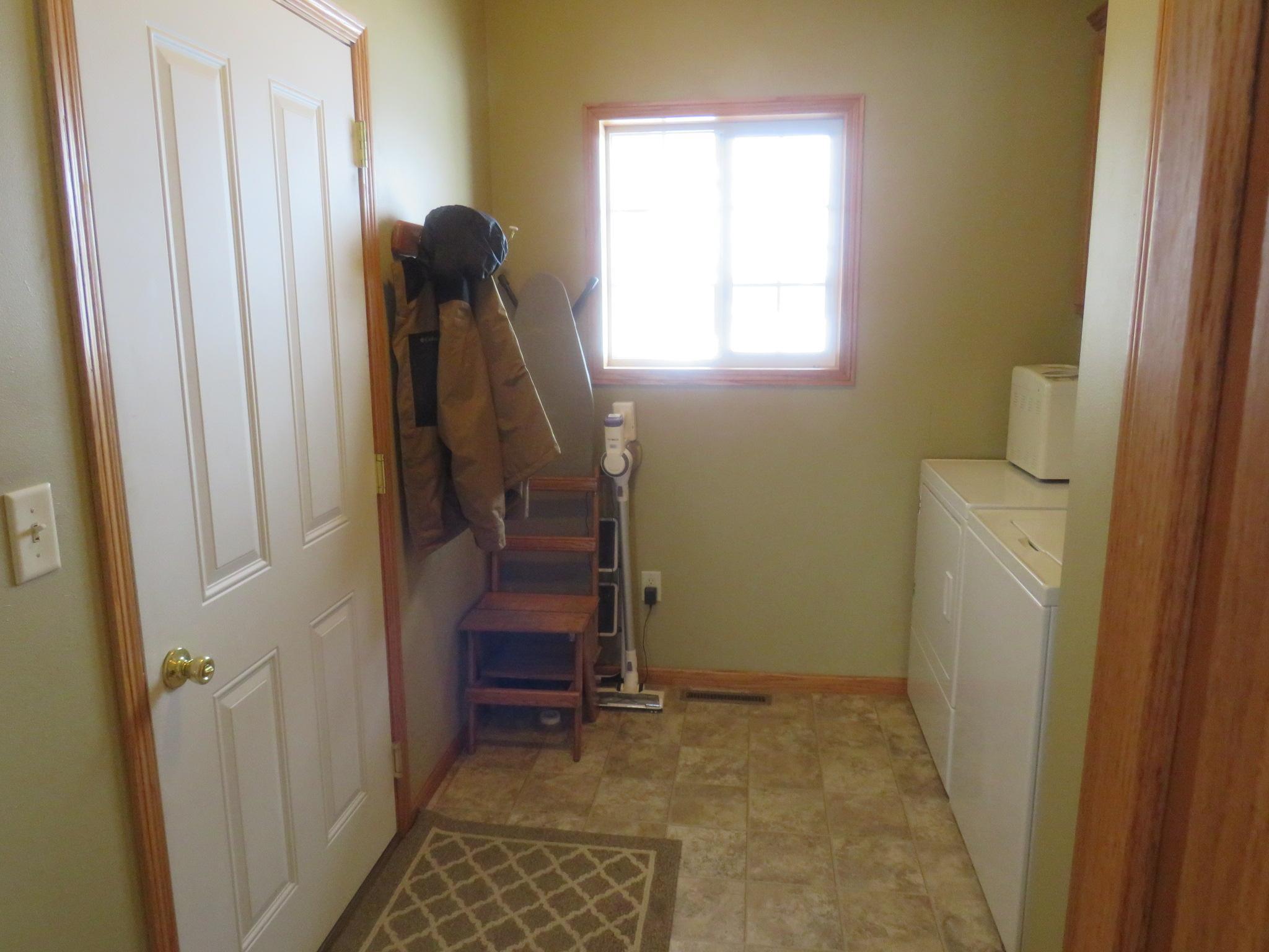 2015 Robert Street, Benson, Minnesota image 25