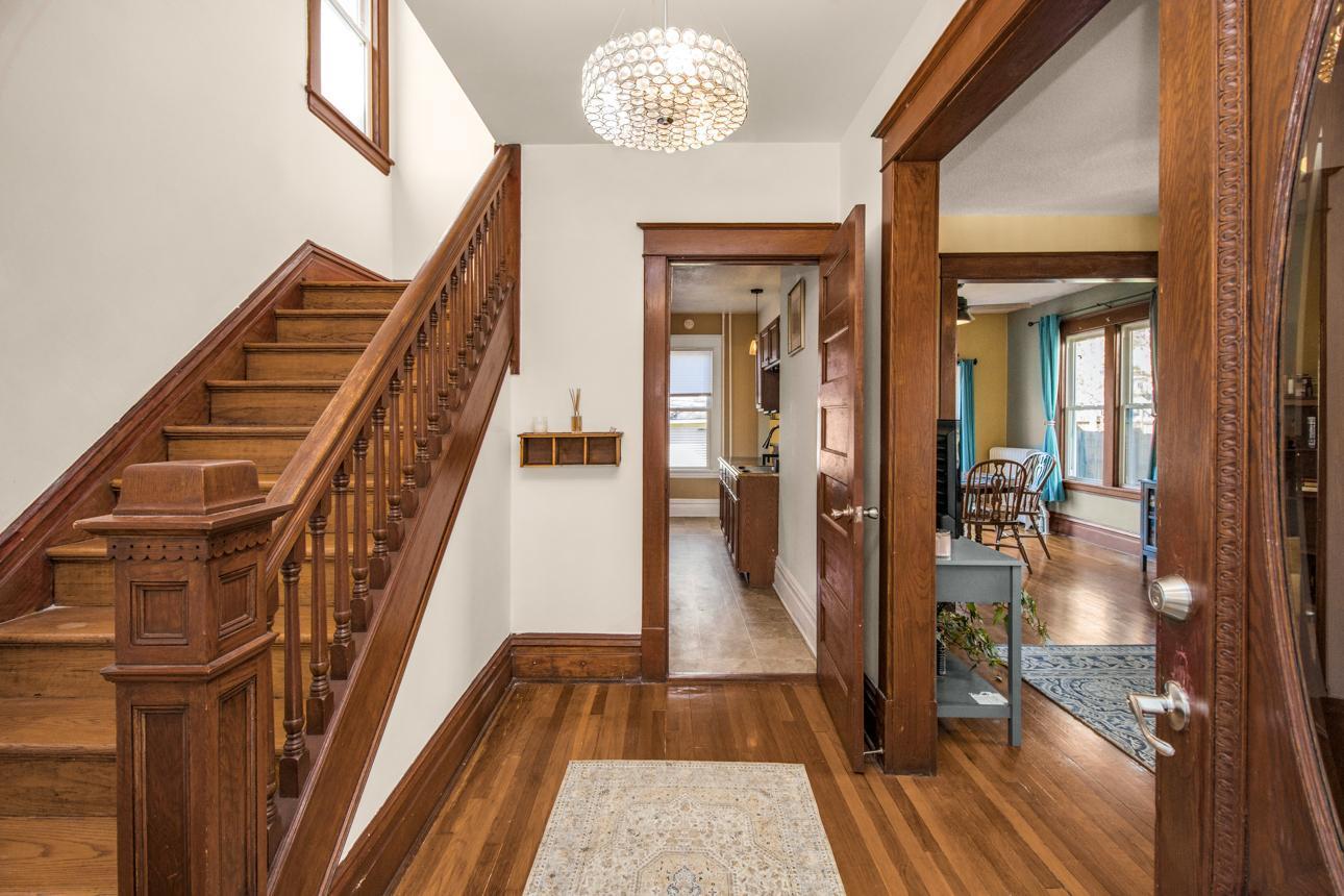 925 Thomas Avenue, Saint Paul, Minnesota image 3