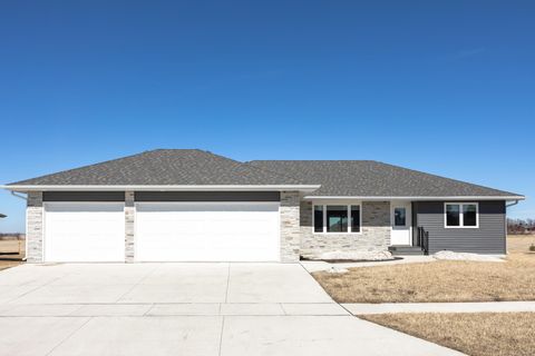 Homes For Sale - 560 Hill Crest Street<br/> Pipestone County, Edgerton, MN 56128