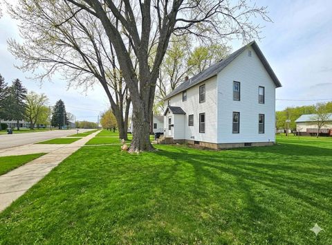 Apartment For Sale - 220 Grace Avenue<br/> Murray County, Iona, MN 56141