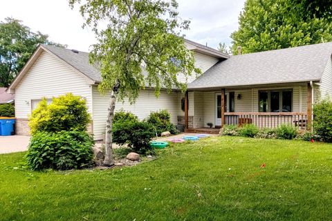 Homes For Sale - 412 2nd Street<br/> Wright County, Saint Michael, MN 55376