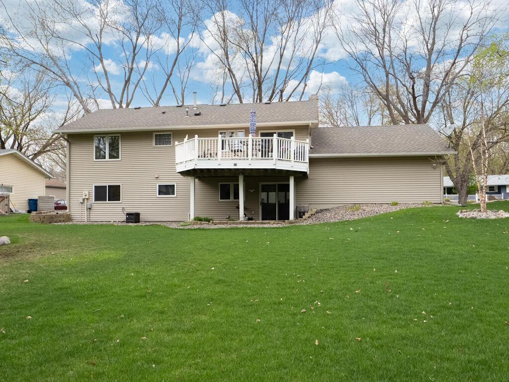 12033 Robin Road, Osseo, Minnesota image 27