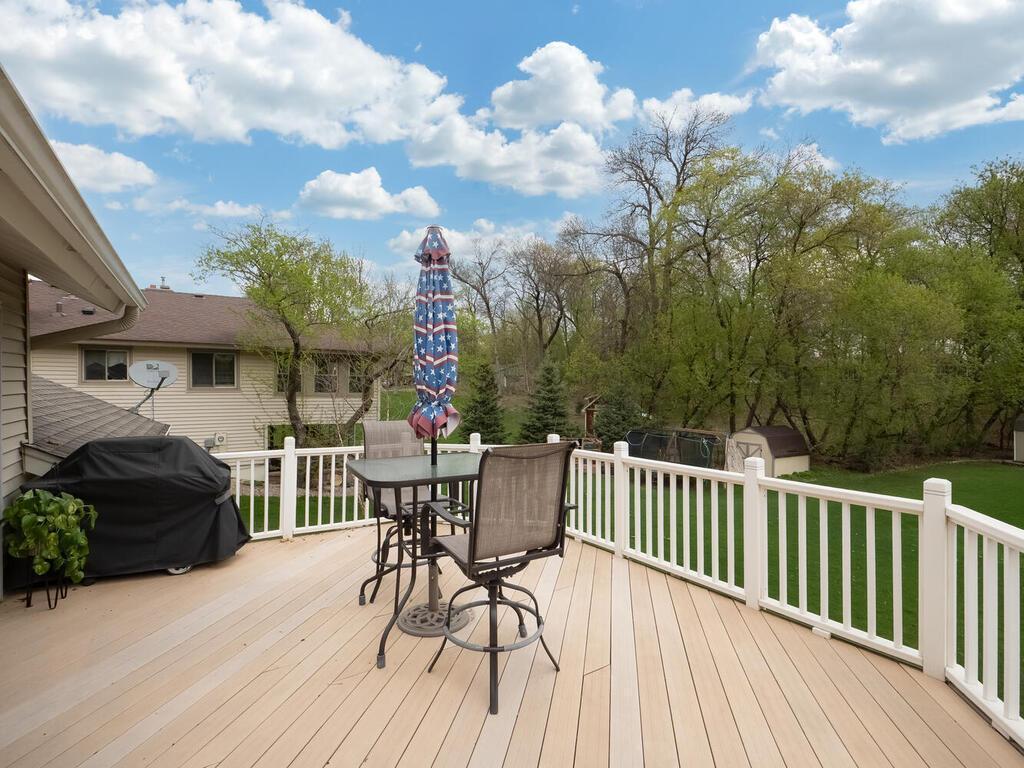 12033 Robin Road, Osseo, Minnesota image 24