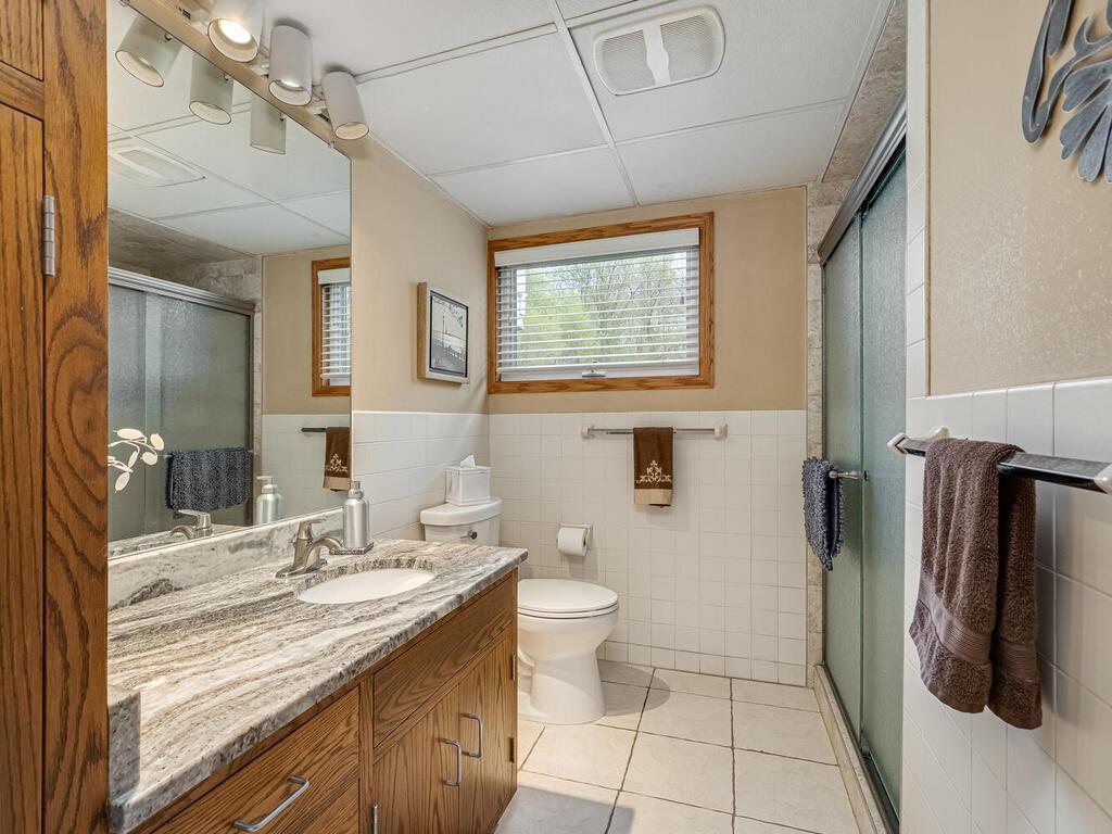 12033 Robin Road, Osseo, Minnesota image 23