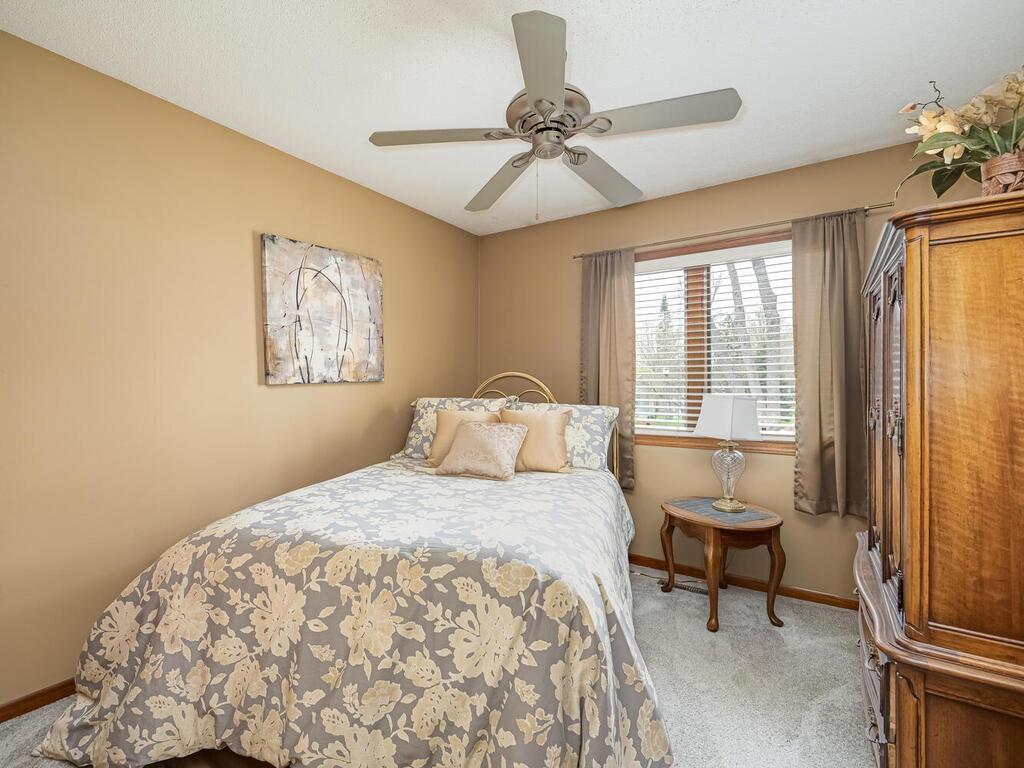 12033 Robin Road, Osseo, Minnesota image 16