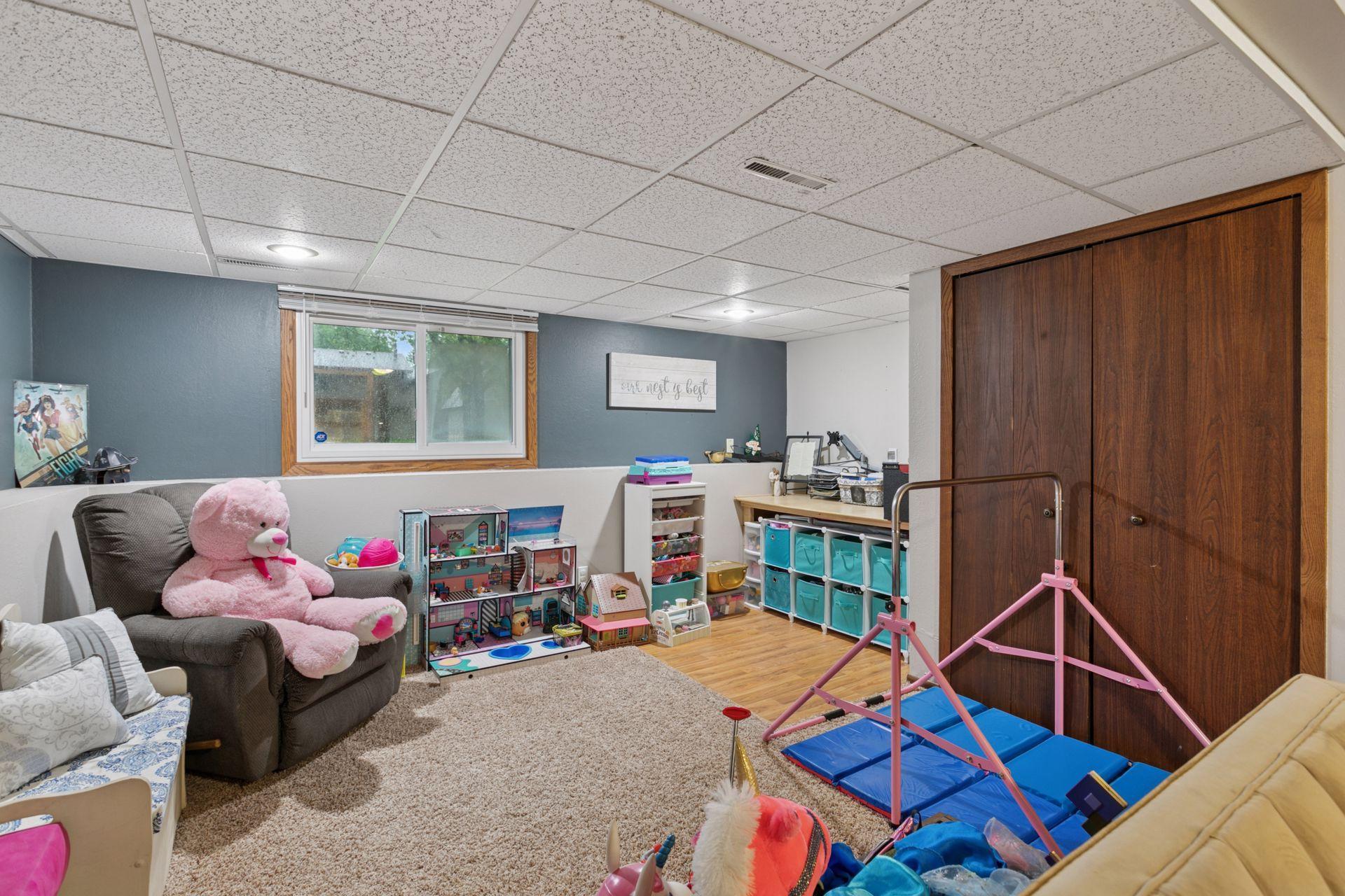 1699 Ridgewood Avenue, Saint Paul, Minnesota image 35