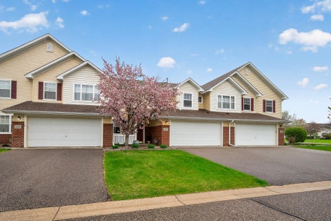 Townhouse For Sale - 5357 172nd Street<br/> Farmington, MN 55024
