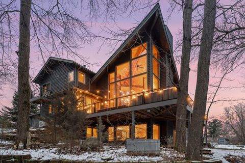 Homes For Sale - 16090 Pilar Road<br/> Scandia, MN 55073