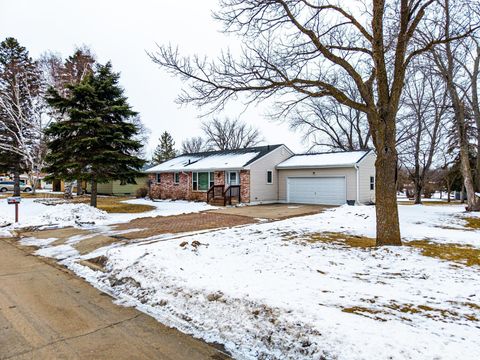 Homes For Sale - 1216 Somerset Road<br/> Fergus Falls, MN 56537