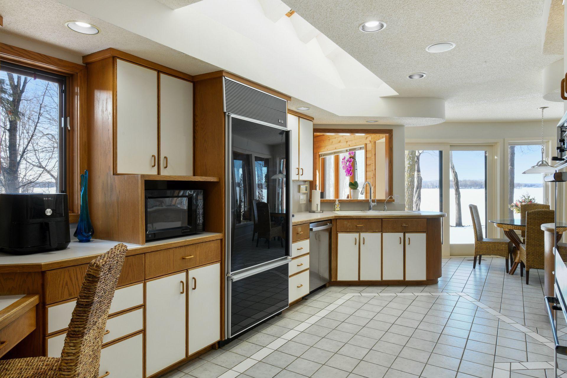3061 Casco Point Road, Wayzata, Minnesota image 14