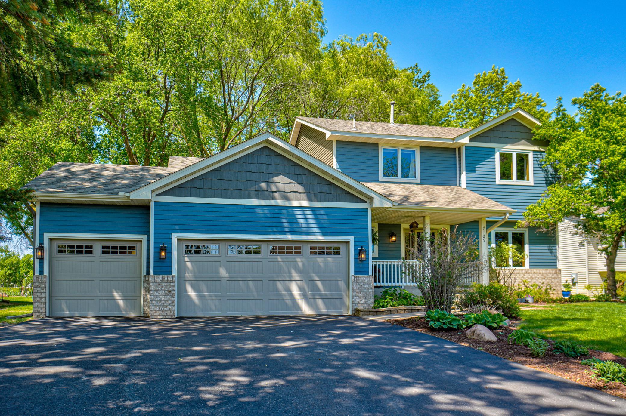 7129 Snow Owl Lane, Circle Pines, Minnesota image 1