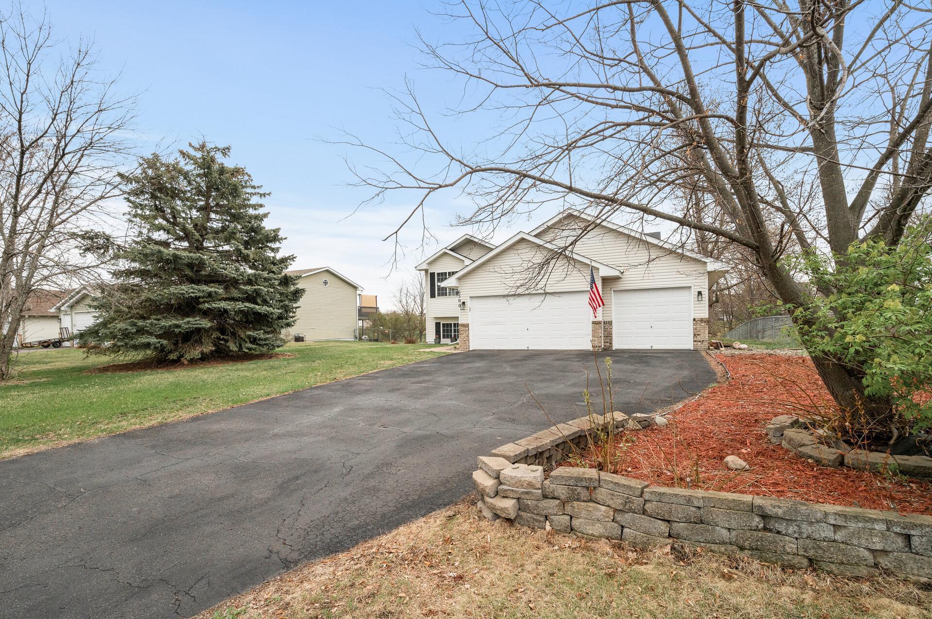 6300 142nd Lane, Anoka, Minnesota image 2